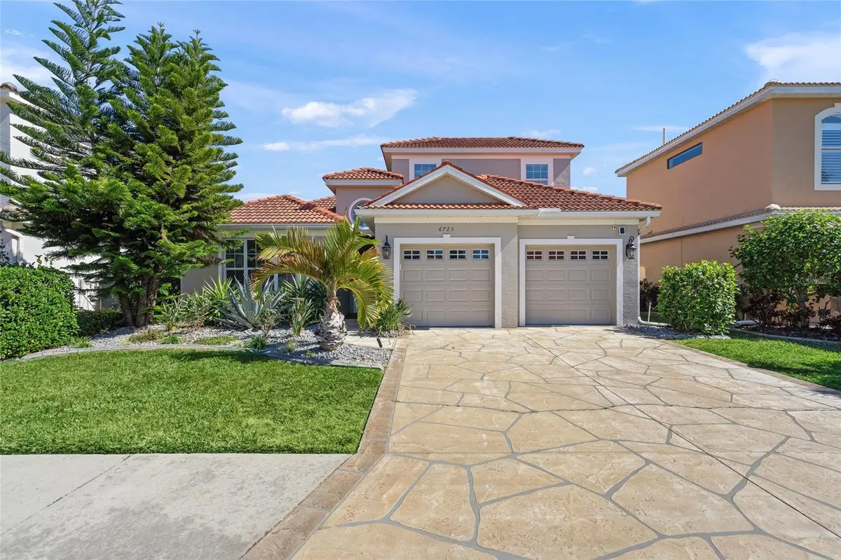6723 TAILFEATHER WAY, Bradenton, FL 34203