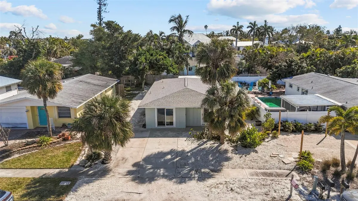 690 FOX ST, Longboat Key, FL 34228