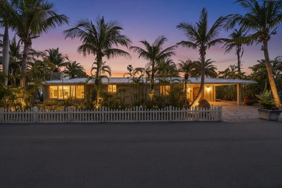834 JUNGLE QUEEN WAY, Longboat Key, FL 34228