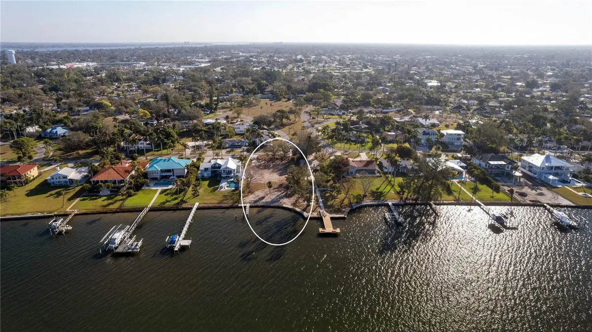 712 PALMA SOLA BLVD, Bradenton, FL 34209