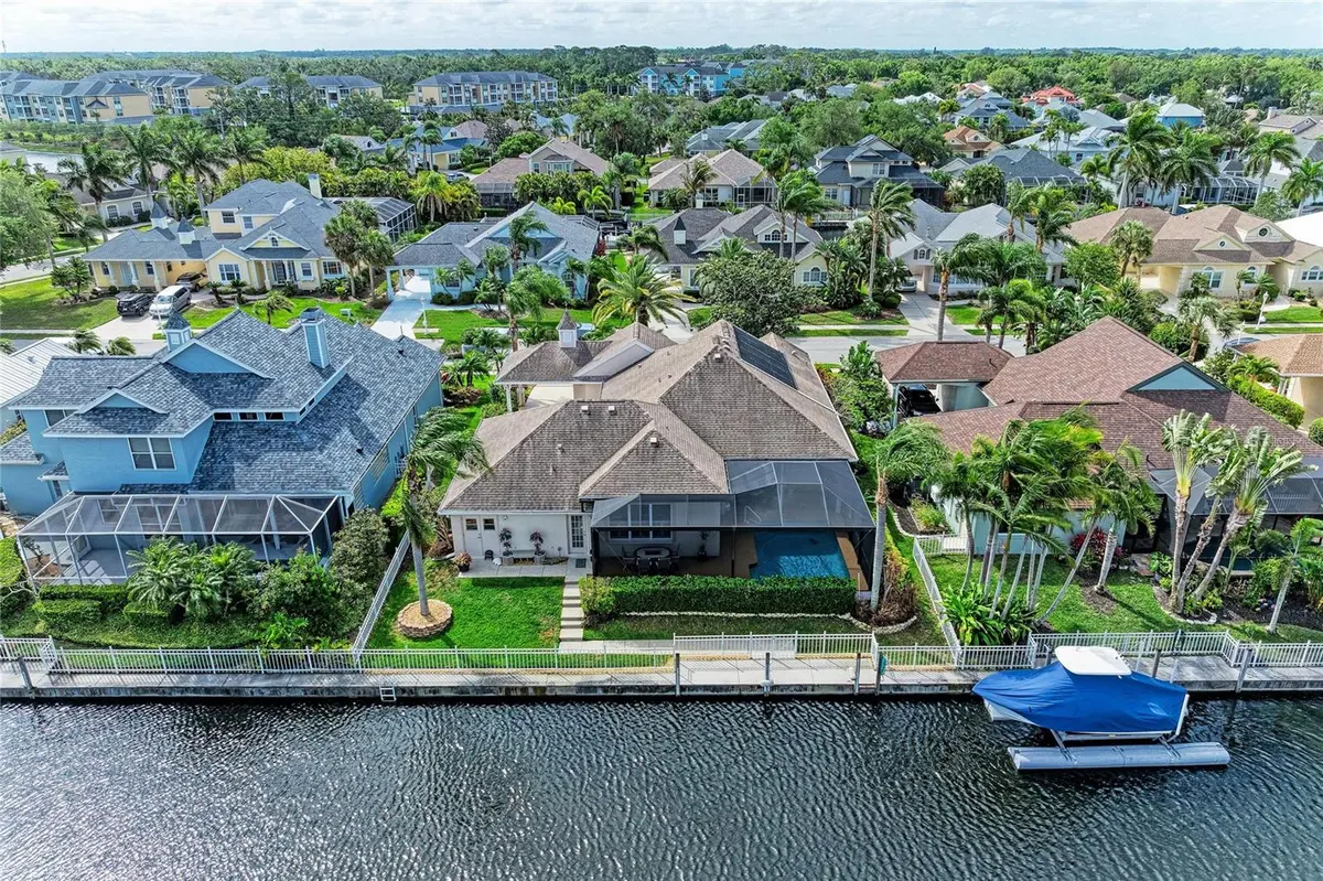 4735 SPINNAKER DR, Bradenton, FL 34208