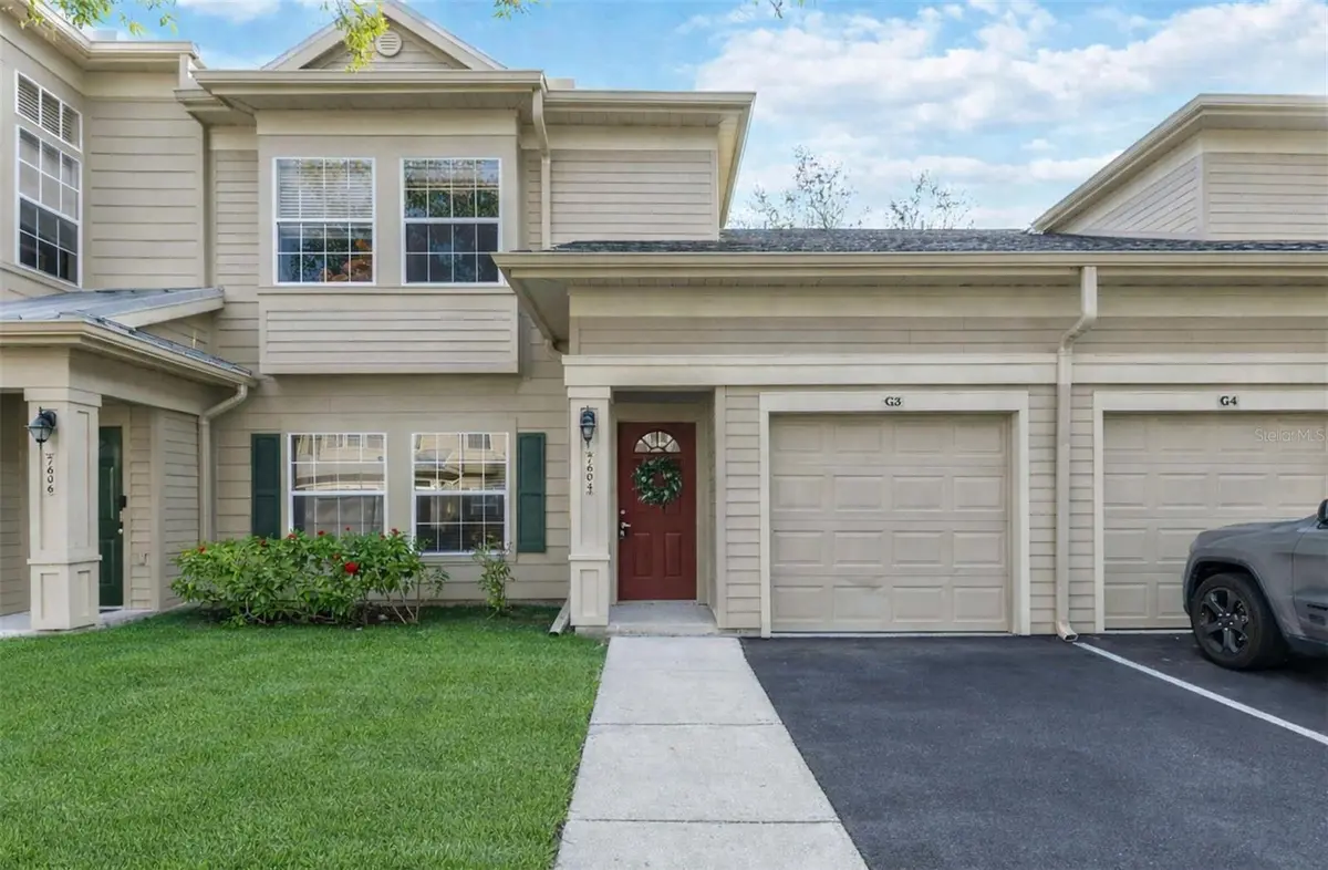 7604 PLANTATION CIR #7604, University Park, FL 34201