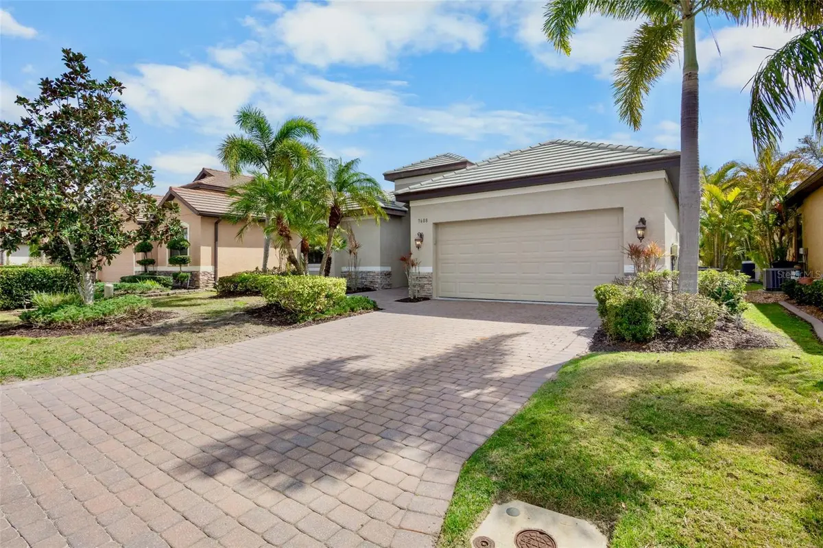 7608 RIO BELLA, Bradenton, FL 34201