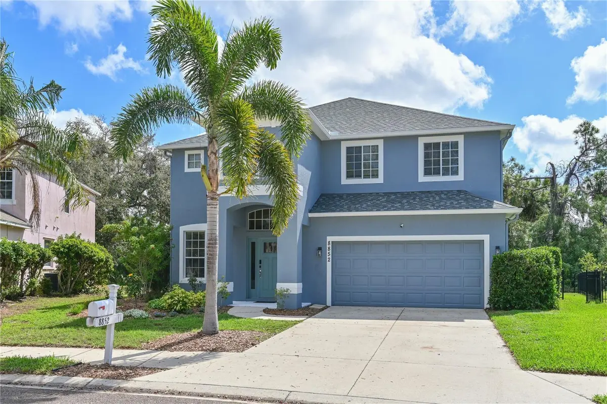 8852 FOUNDERS CIR, Palmetto, FL 34221