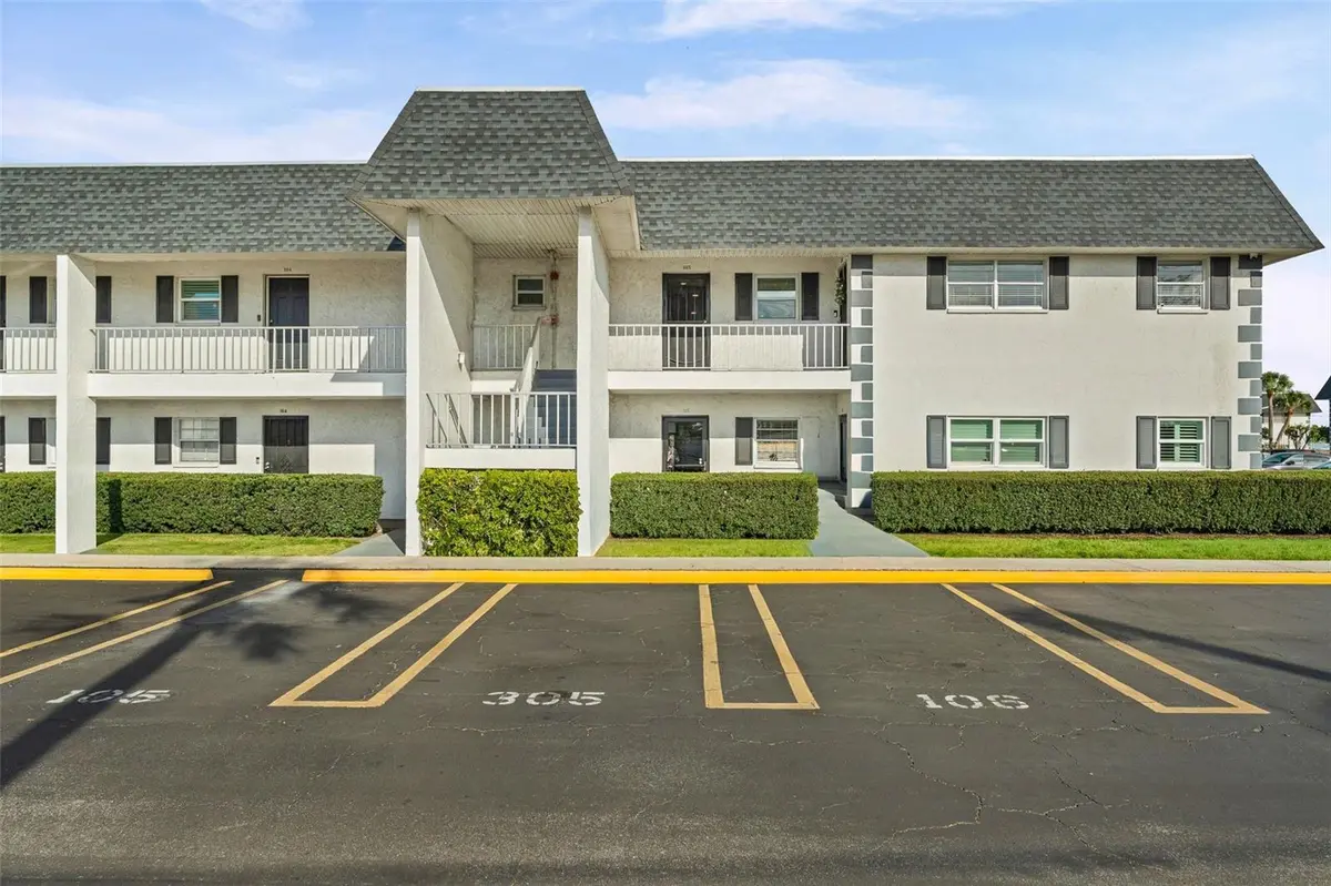 4705 5TH ST W #305, Bradenton, FL 34207