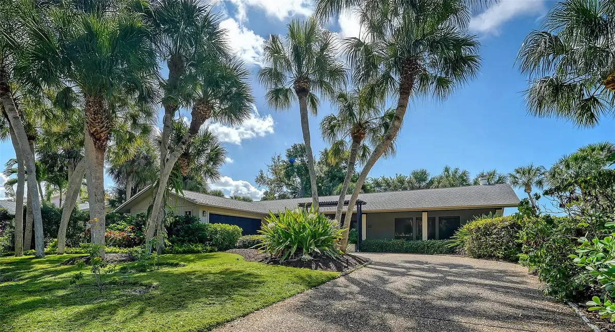 5345 SIESTA CT, Sarasota, FL 34242
