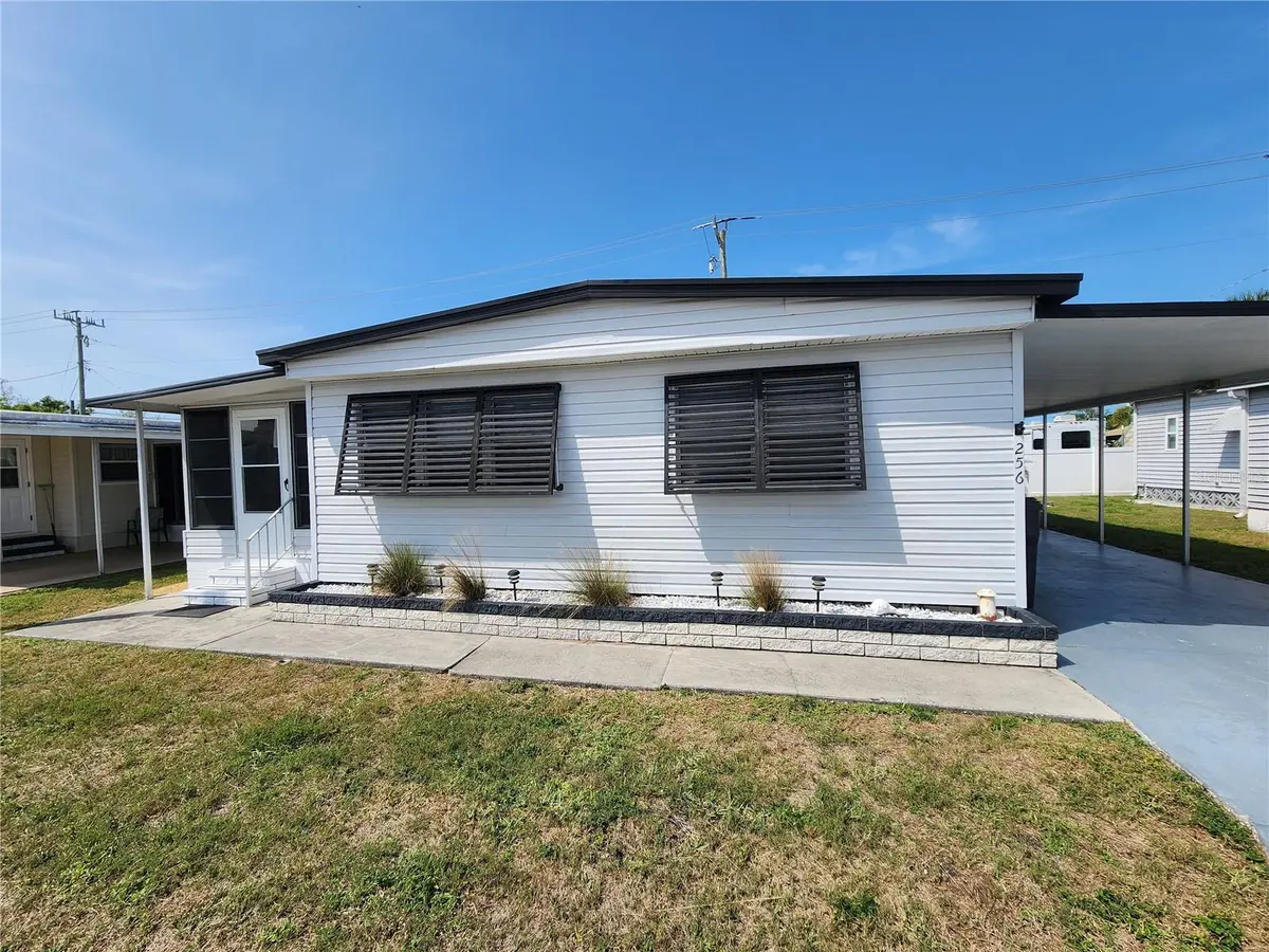 808 53RD AVE E #256, Bradenton, FL 34203