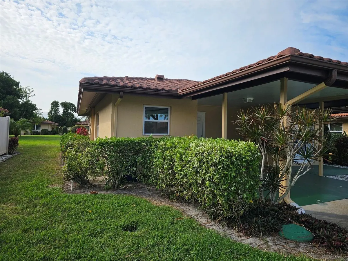 3304 MCDILL RD, Bradenton, FL 34207