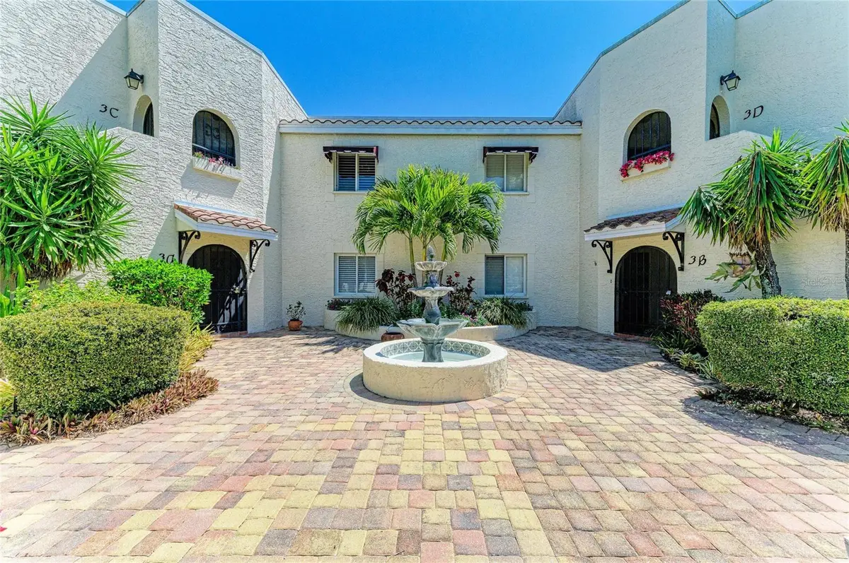 6101 34TH ST W #3D, Bradenton, FL 34210