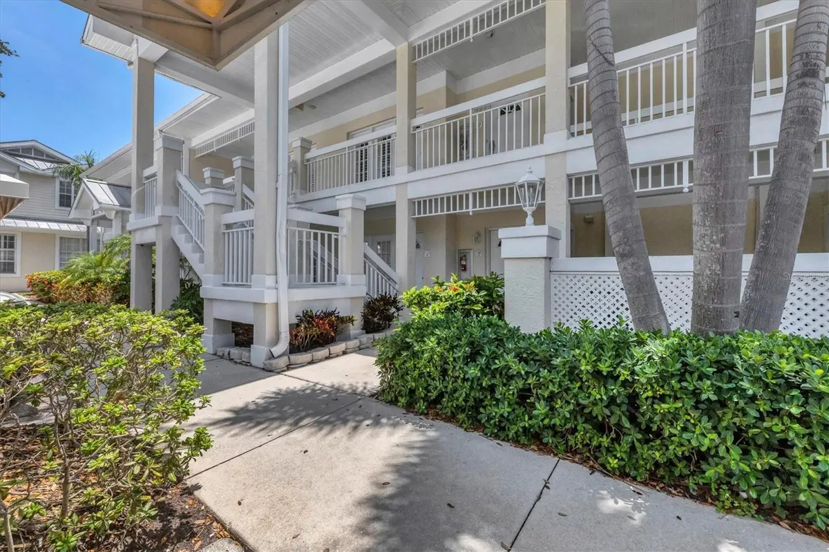 3401 54TH DR W #203, Bradenton, FL 34210