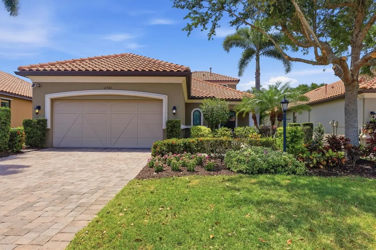 12762 DEL CORSO LOOP, Bradenton, FL 34211