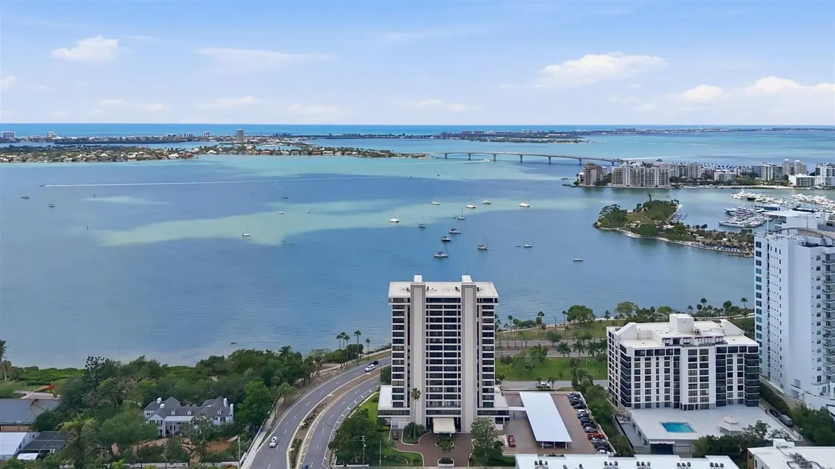 770 S PALM AVE #1501, Sarasota, FL 34236