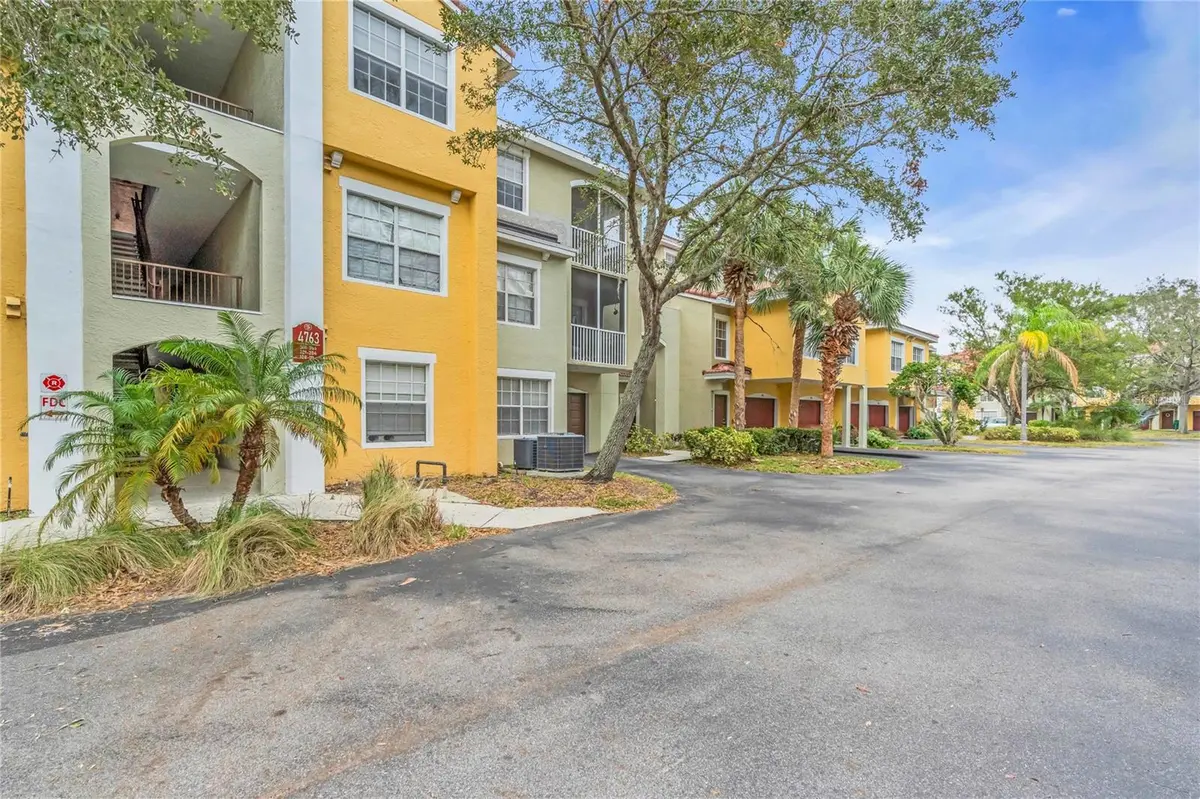 4763 TRAVINI CIR #3-303, Sarasota, FL 34235