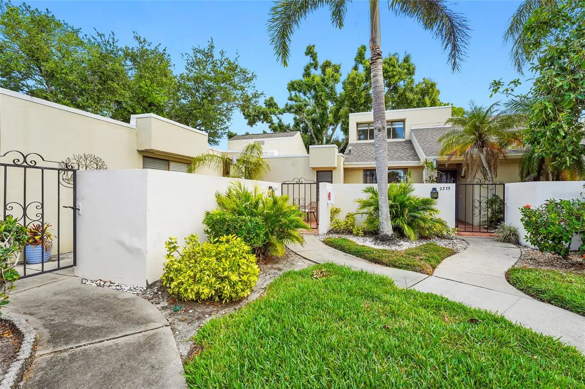 2383 LAKESIDE MEWS #D3, Sarasota, FL 34235