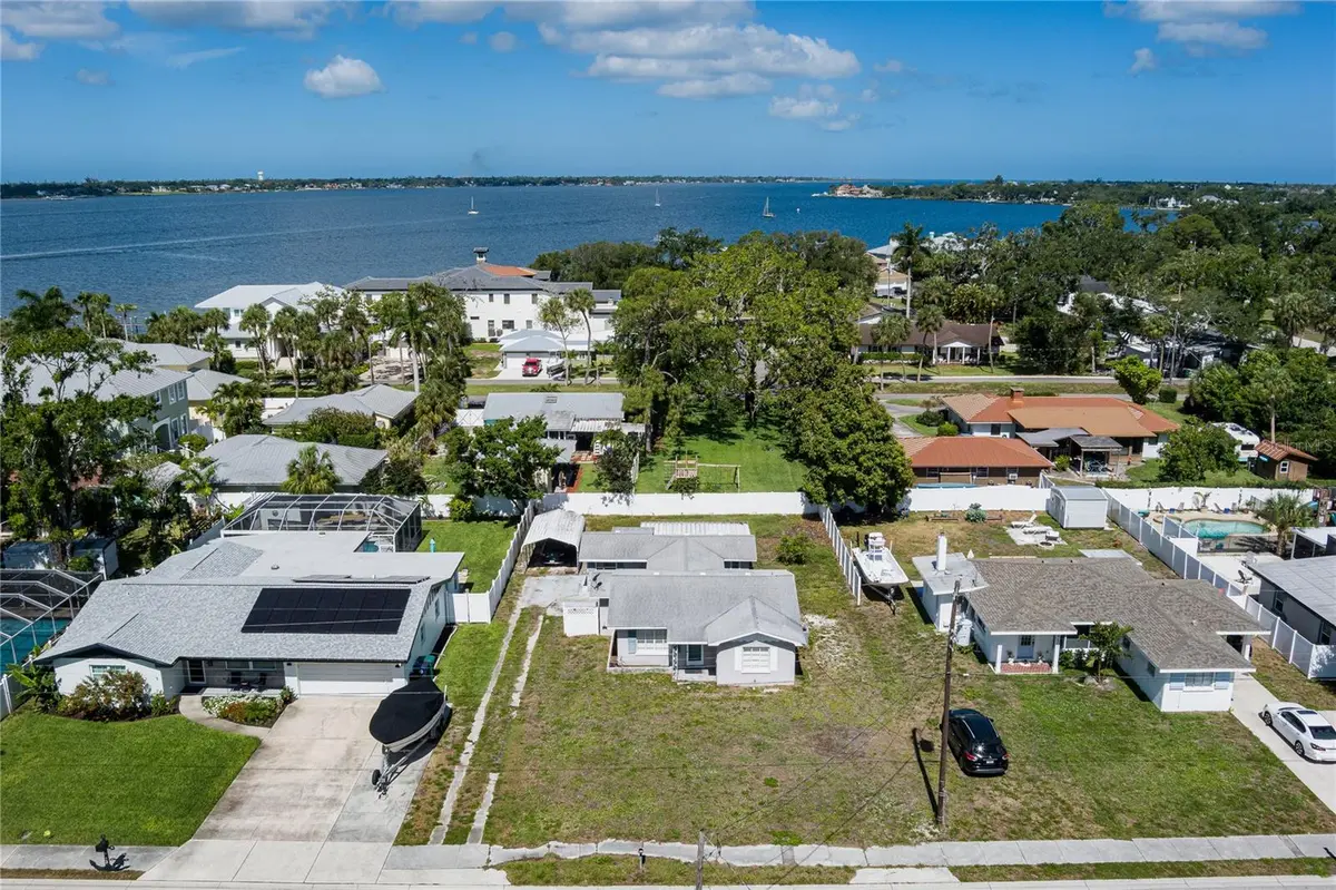 415 20TH AVE W, Palmetto, FL 34221