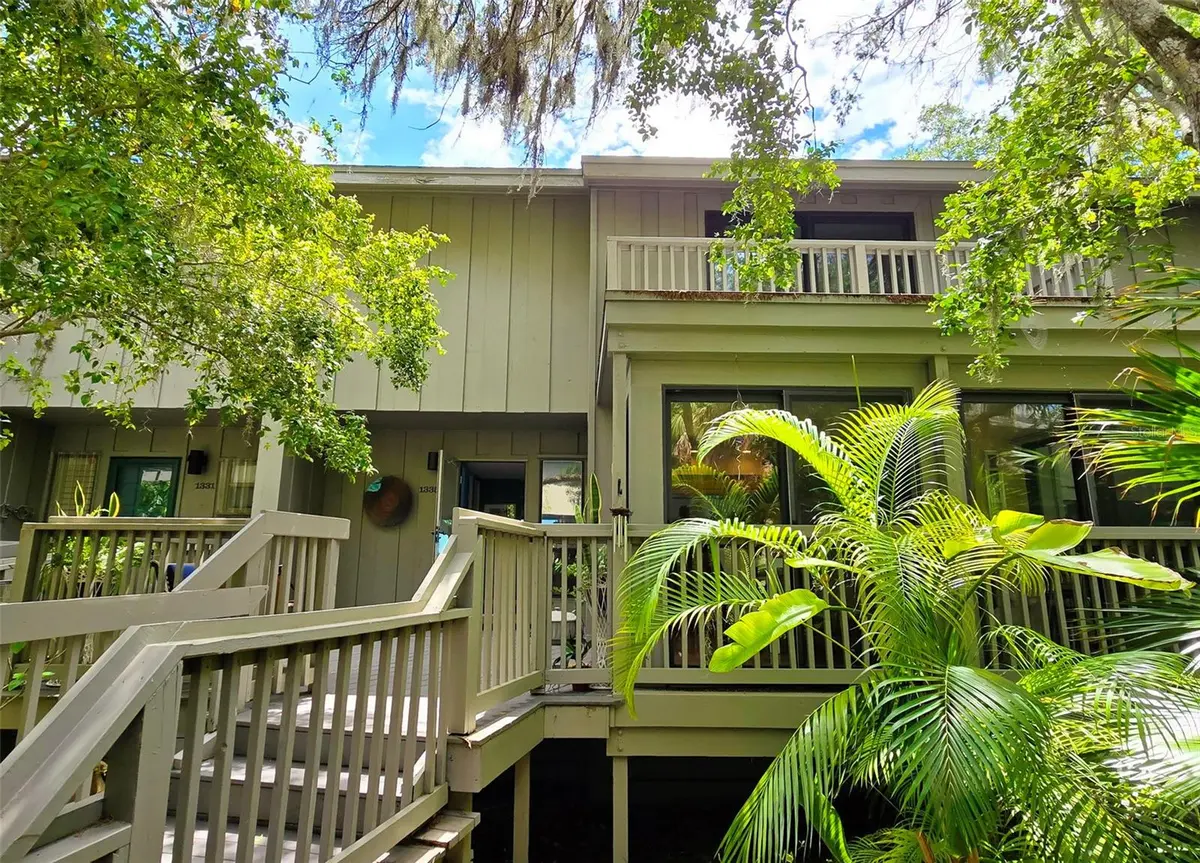 1335 LANDINGS DR #9, Sarasota, FL 34231