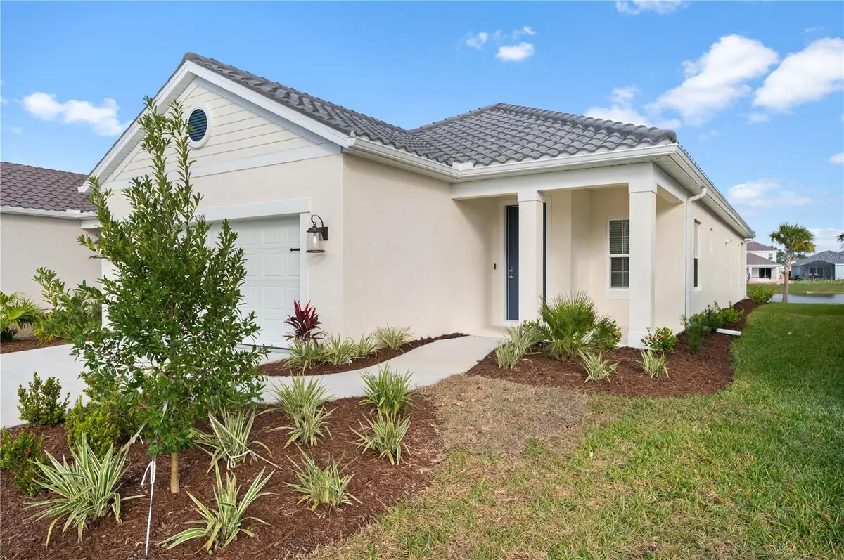 10366 LAKE GEORGE AVE, Sarasota, FL 34241