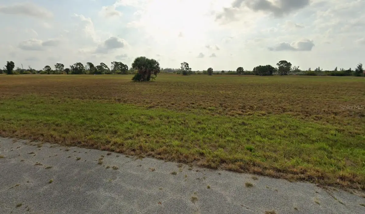 24 CHINABERRY WAY, Placida, FL 33946