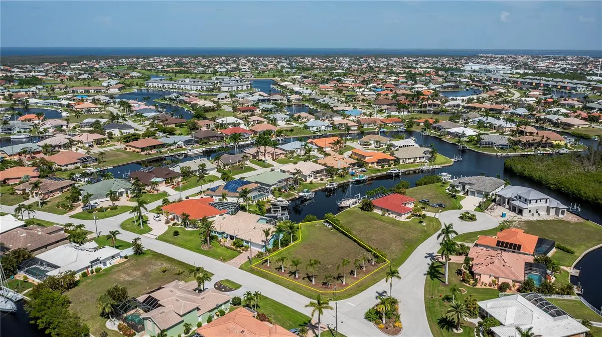 1423 GREBE CT, Punta Gorda, FL 33950