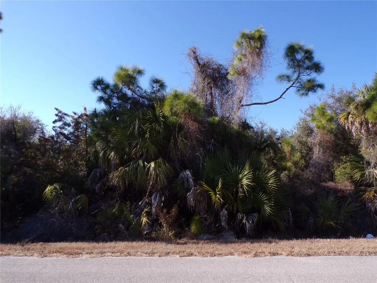 CASCO CIR, North Port, FL 34288