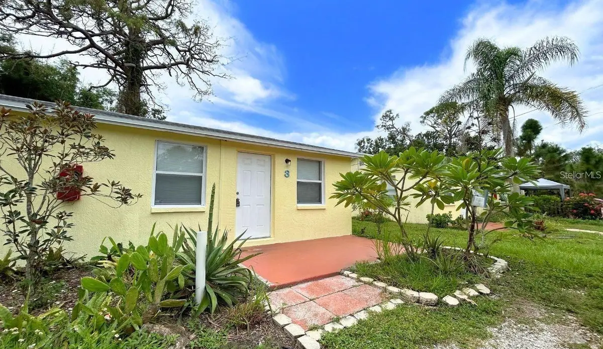 255 PINEAPPLE ST #3, Englewood, FL 34223
