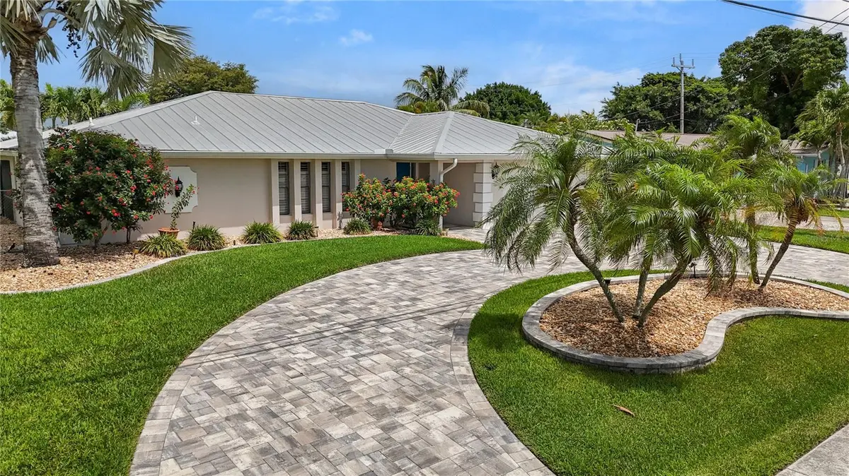 5215 PELICAN BLVD, Cape Coral, FL 33914