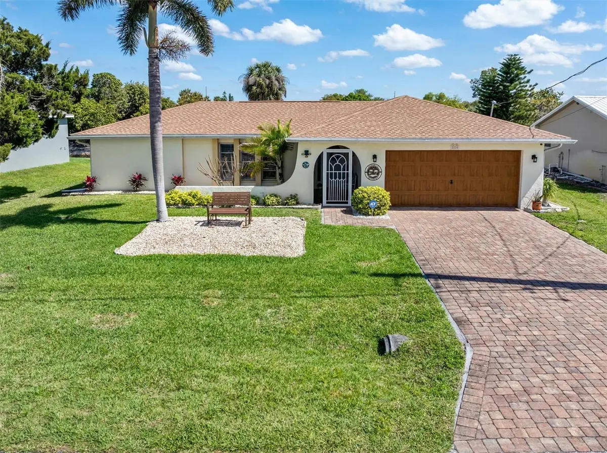 2220 BROAD RANCH DR, Port Charlotte, FL 33948