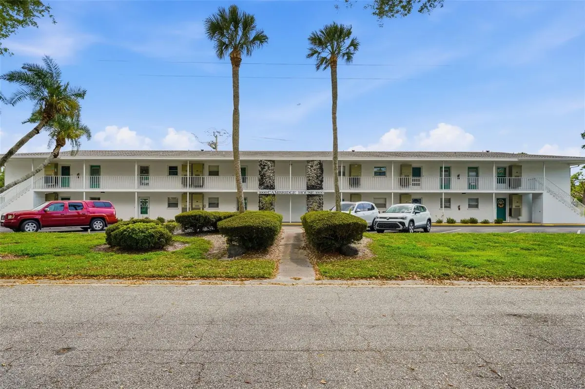 3900 ROXANE BLVD #10A, Sarasota, FL 34235