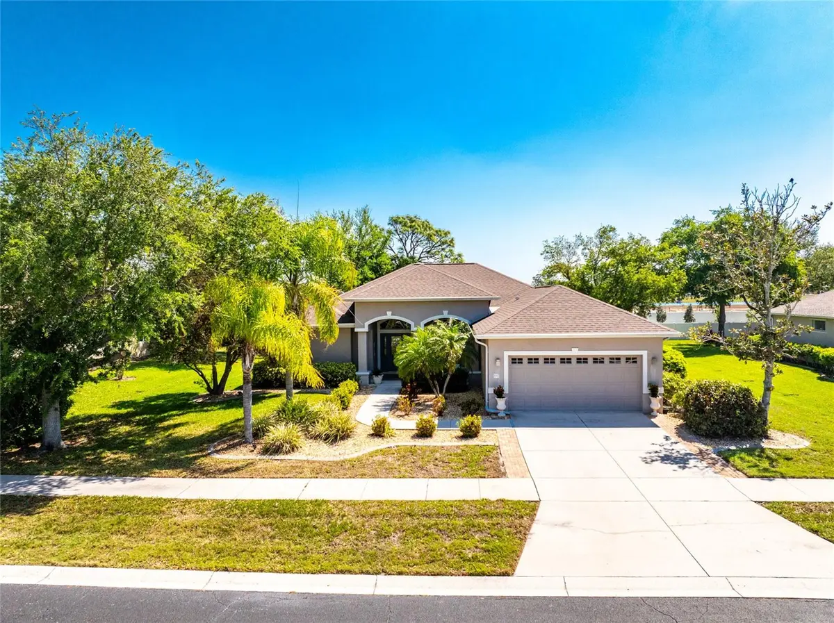 872 CLEAR LAKE DR, Englewood, FL 34223