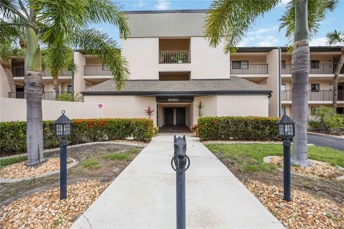 5050 MARIANNE KEY RD #1B, Punta Gorda, FL 33955