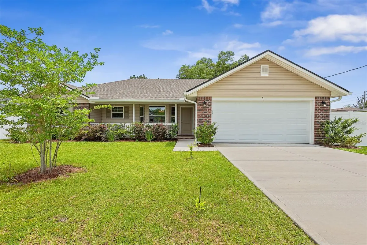 8 PERSIMMON DR, Palm Coast, FL 32164