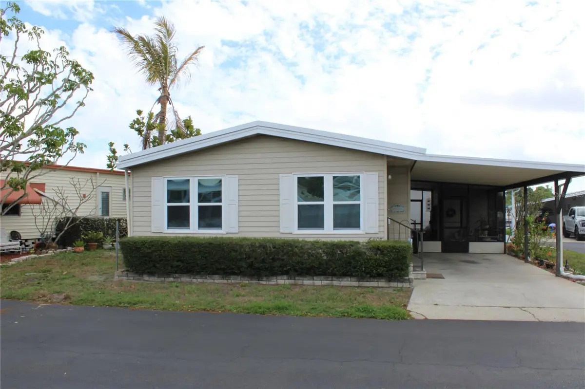 6807 MOUNT PLEASANT RD NE #51, St Petersburg, FL 33702