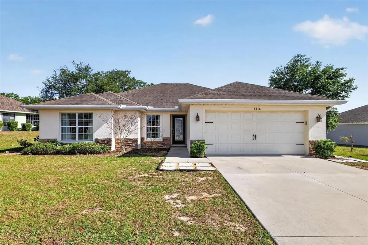 4316 ABACO DR, Tavares, FL 32778