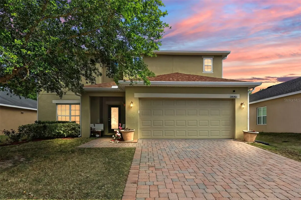 34040 ALAMEDA DR, Sorrento, FL 32776
