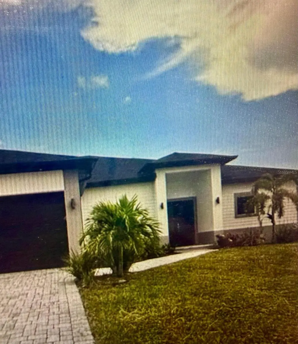 704 MINDORA AVE, Lehigh Acres, FL 33972
