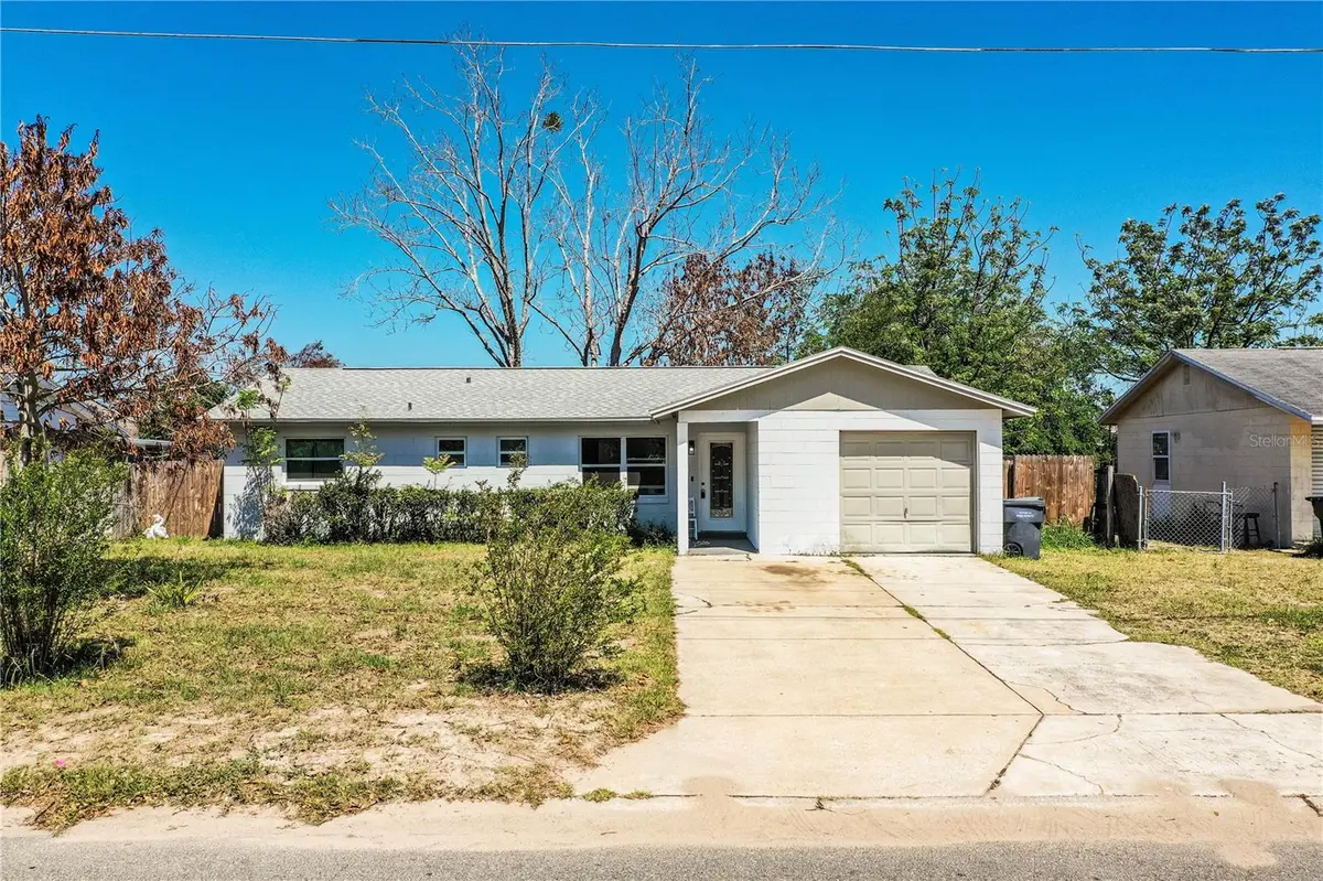 1015 CAREFREE COVE DR, Winter Haven, FL 33881