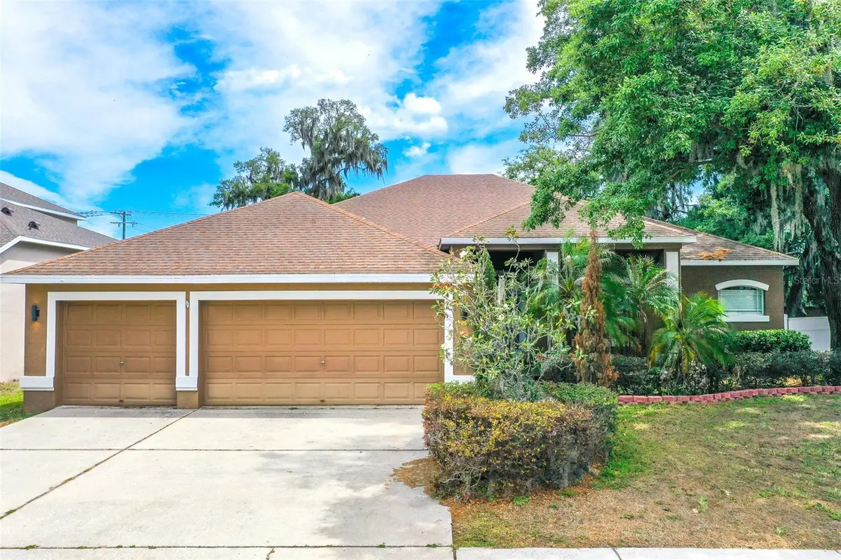 2539 CENTENNIAL FALCON DR, Valrico, FL 33596