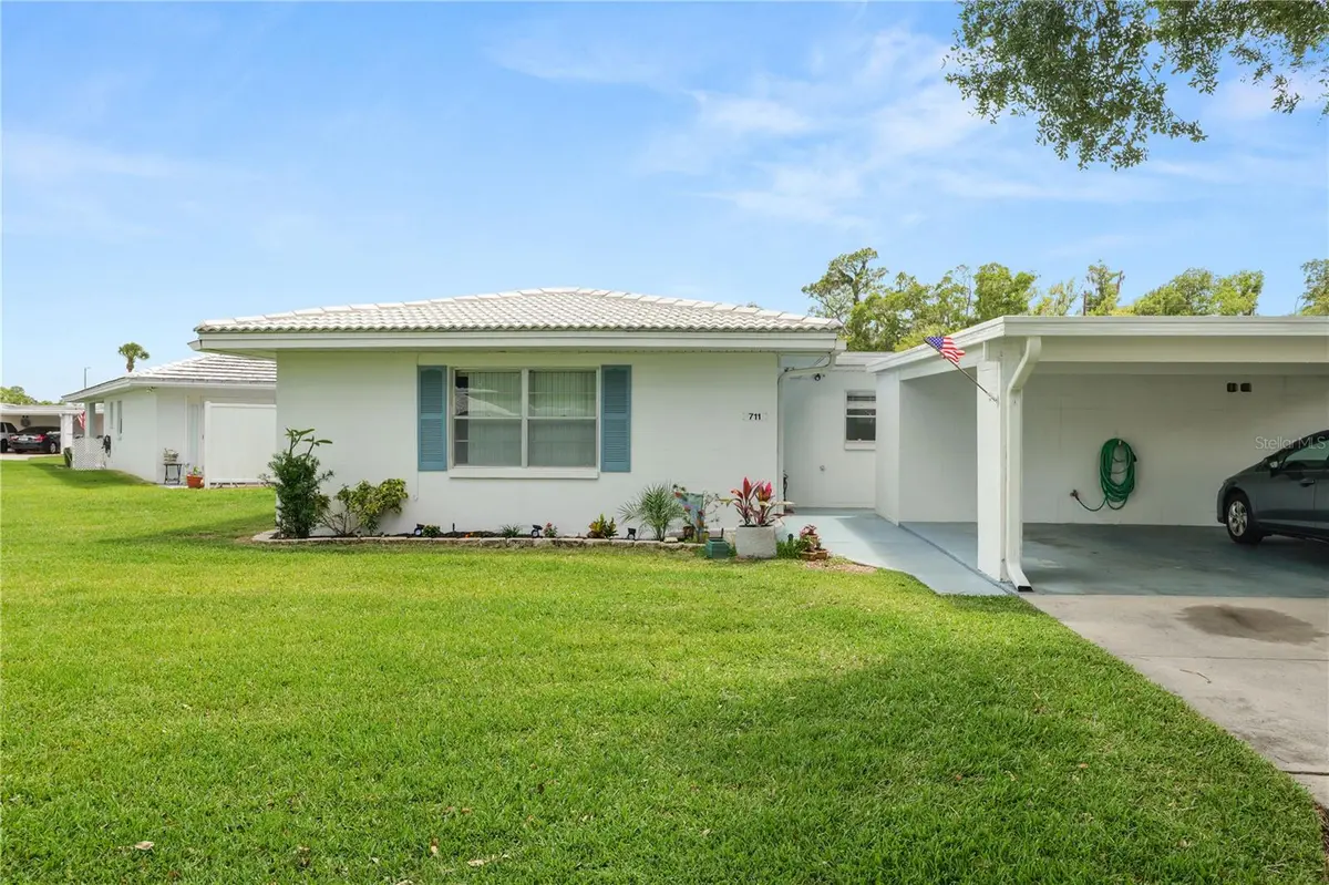 711 BARBER CIR #711, Lakeland, FL 33803