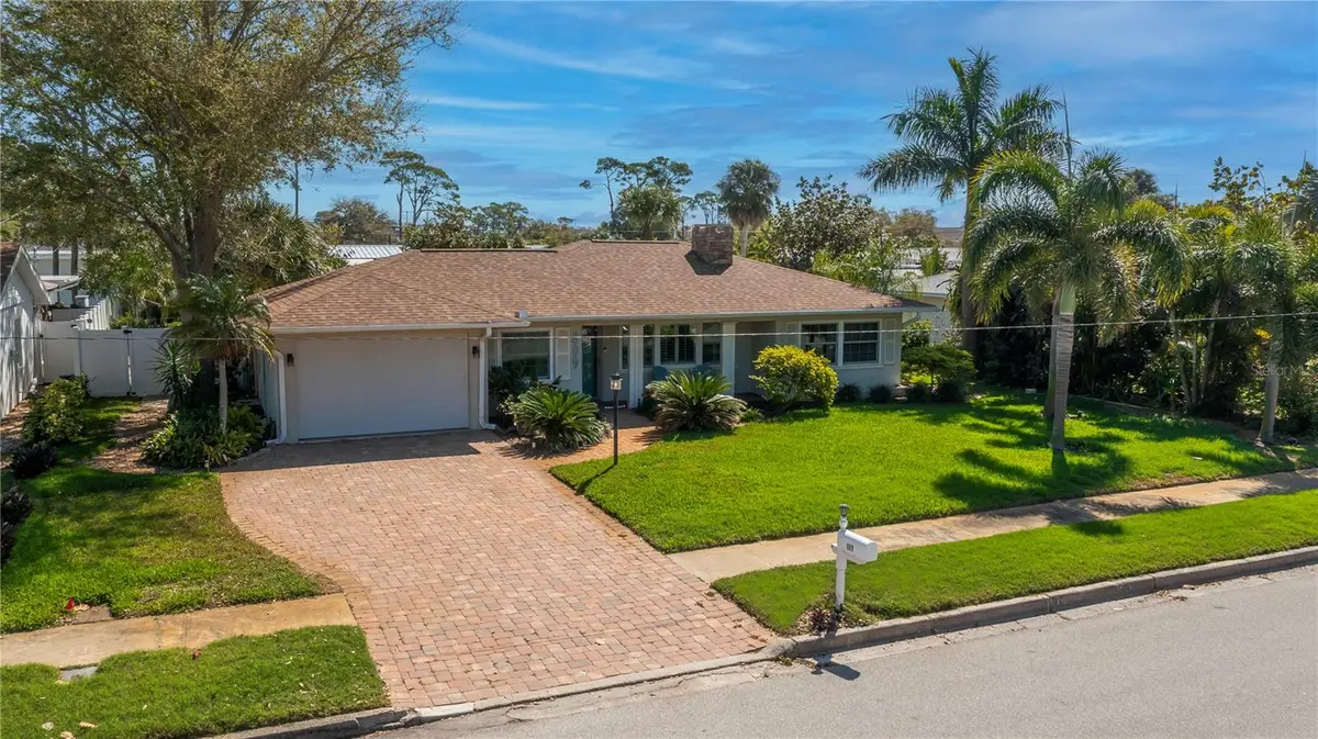 809 NOKOMIS AVE S, Venice, FL 34285