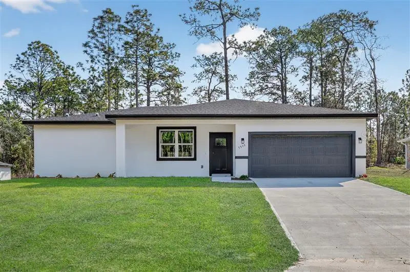7945 N JANEAUX DR, Citrus Springs, FL 34434