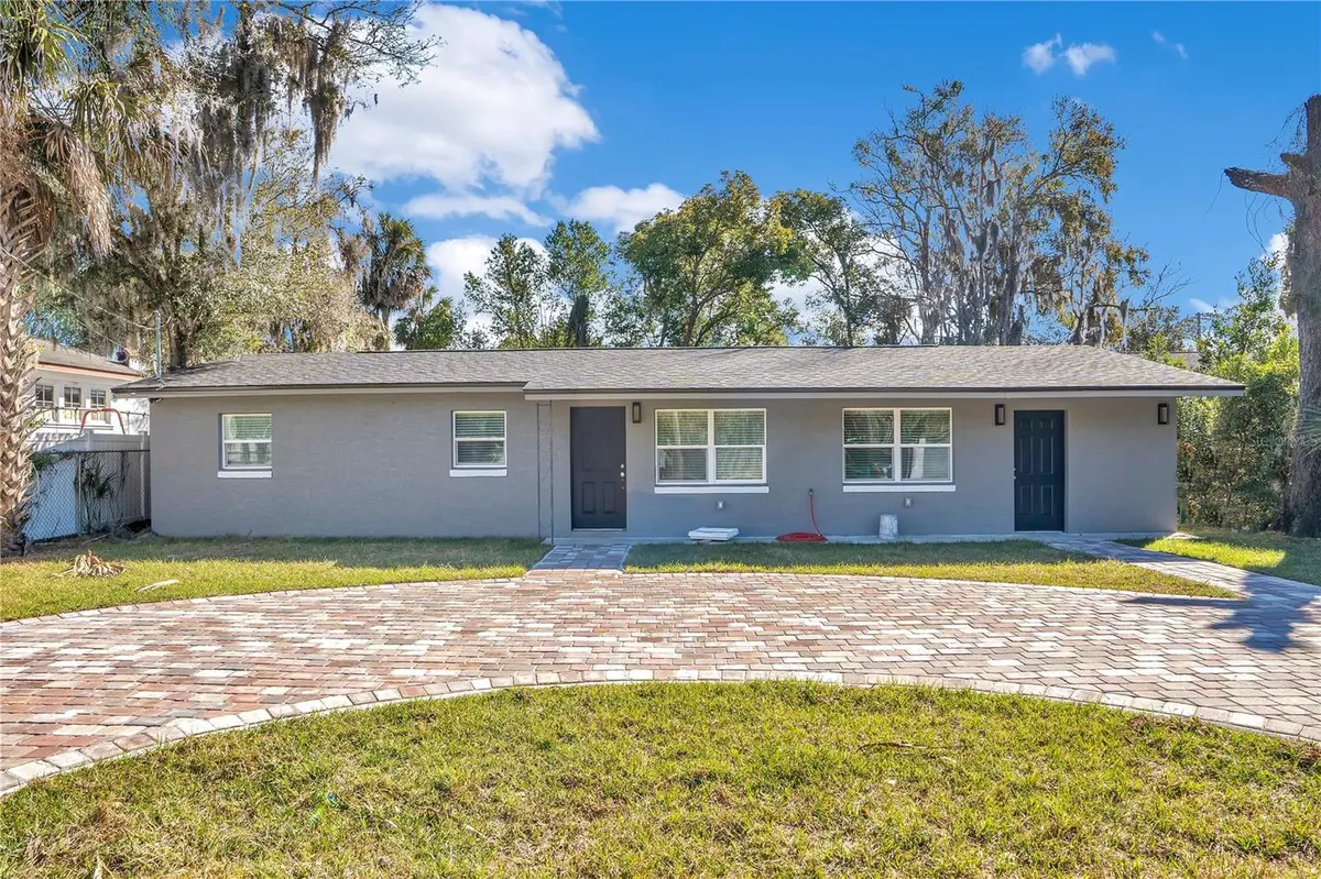 1544 N HIGHLAND ST, Mount Dora, FL 32757