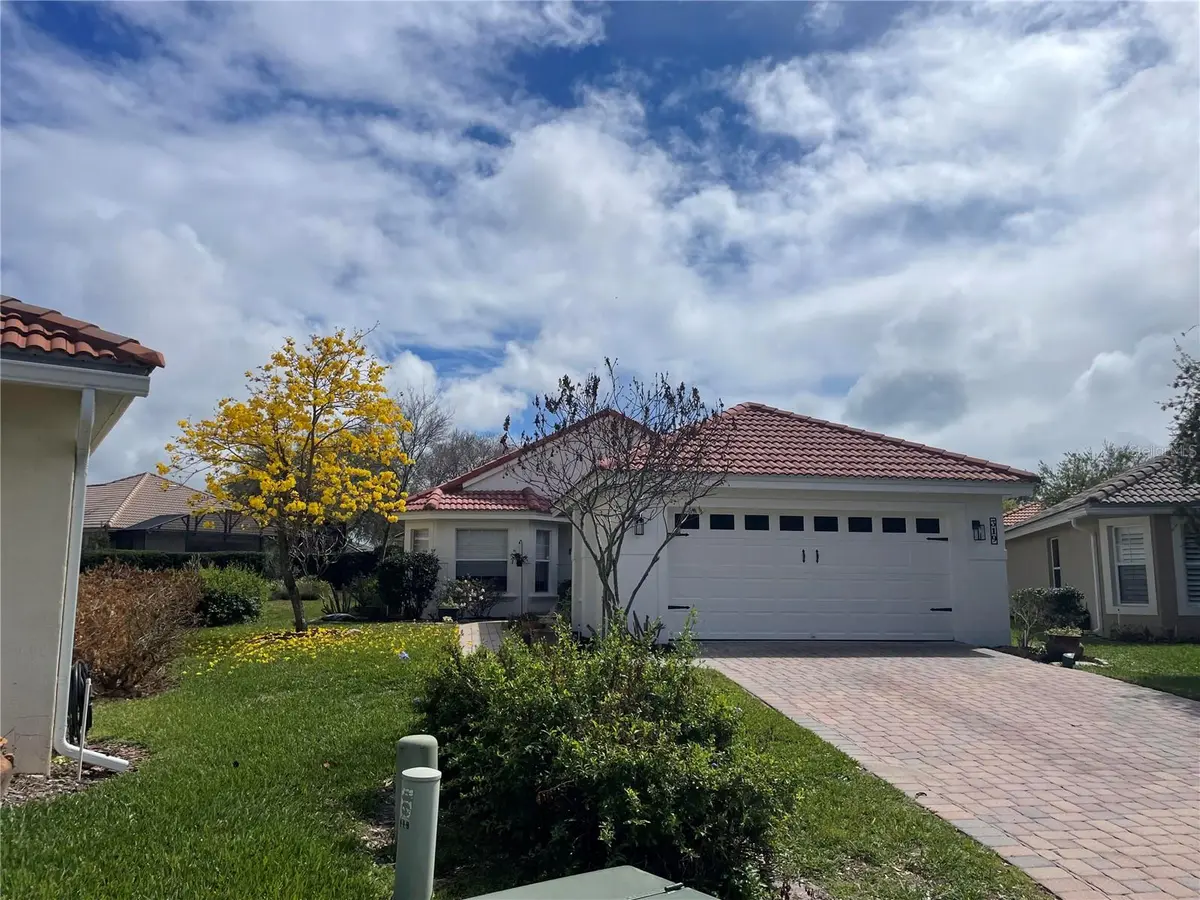 319 NIBLICK CIR, Winter Haven, FL 33881