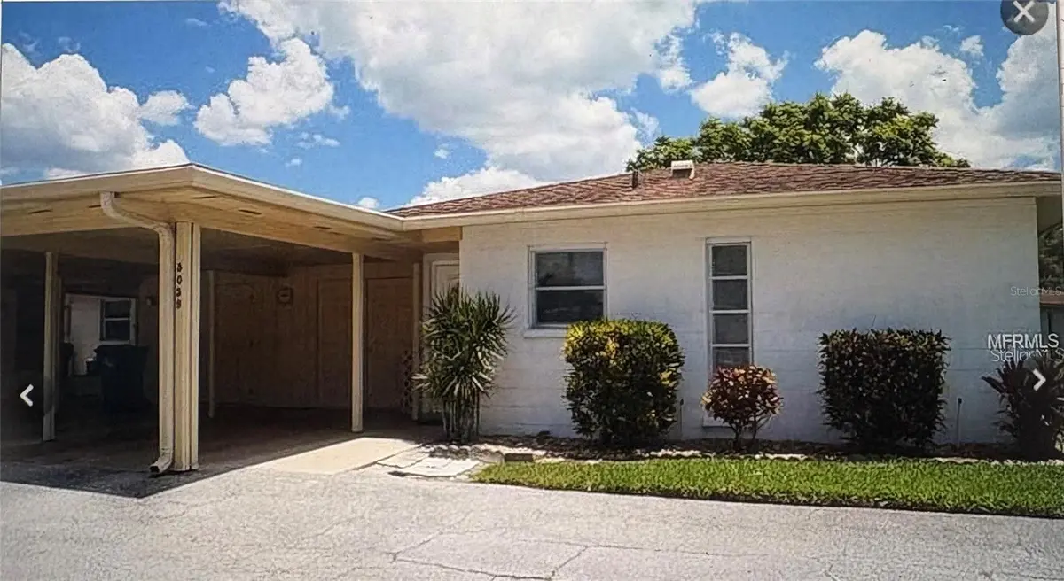 5059 LIVE OAK CIR #5059, Bradenton, FL 34207