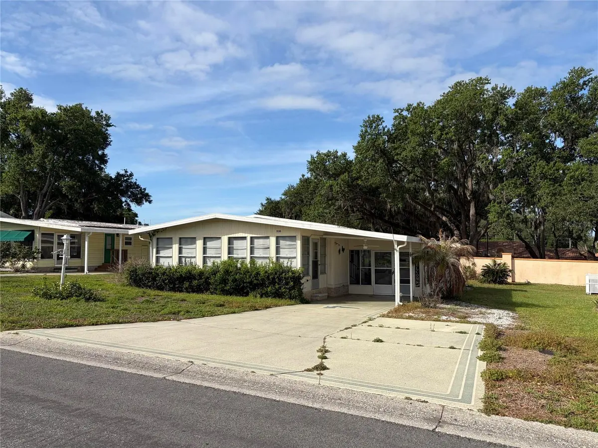 930 TARRSON BLVD, Lady Lake, FL 32159
