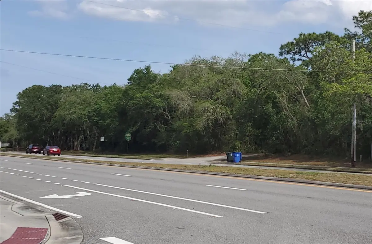 175 W CHAPMAN RD, Oviedo, FL 32765