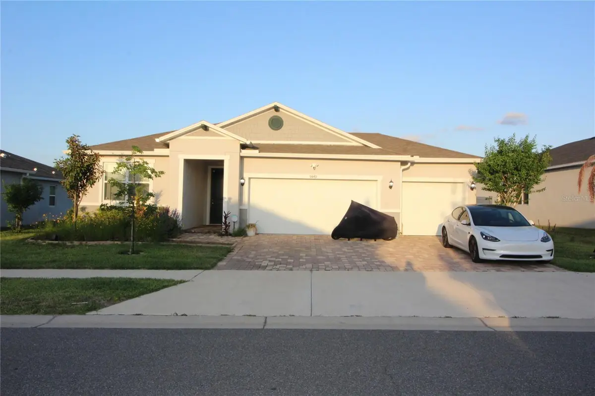 9449 SANDERS PARK PL, Seffner, FL 33584
