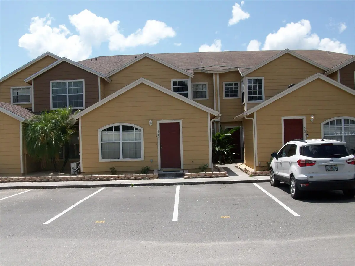 511 COCONUT PALM WAY, Davenport, FL 33897