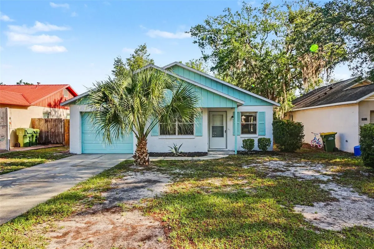 2710 LORRAINE DR, Leesburg, FL 34748