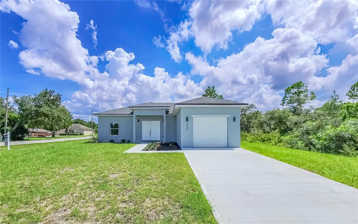 300 CASPIAN TERN AVE, Sebring, FL 33870