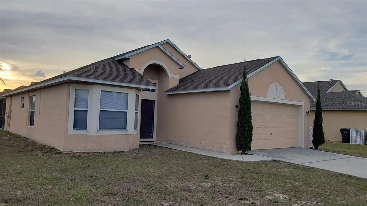 636 MAJESTY DR, Davenport, FL 33837